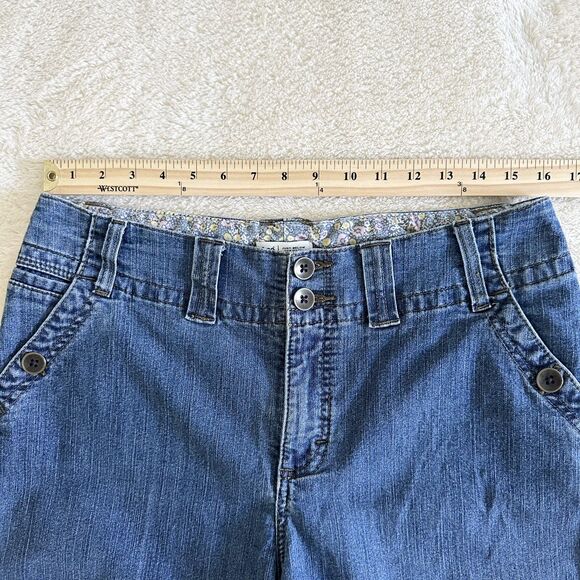 Lee Jean Shorts Women's Size 14M Medium Wash Denim Bermuda - Picture 7 of 10